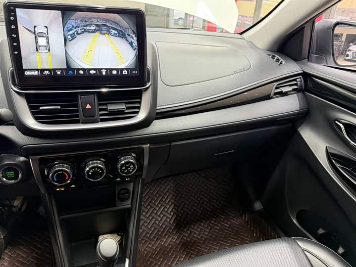 Yaris L 2022 X 1.5L CVT Luxury Plus фото 12
