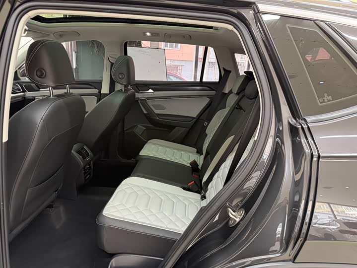 Tayron 2023 280TSI 2WD Luxury Plus Advanced фото 7
