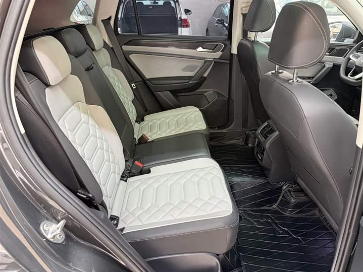 Tayron 2023 280TSI 2WD Luxury Plus Advanced фото 12