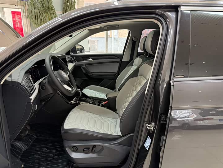 Tayron 2023 280TSI 2WD Luxury Plus Advanced фото 13