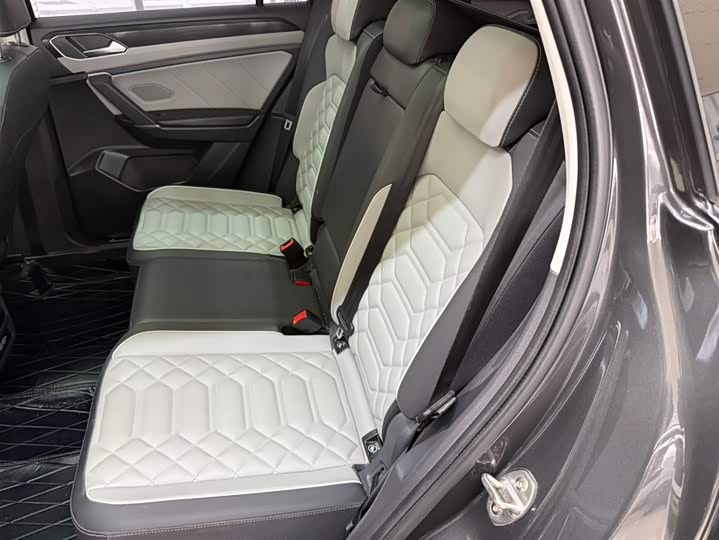 Tayron 2023 280TSI 2WD Luxury Plus Advanced фото 14