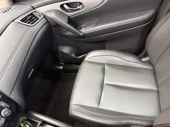 Qashqai 2022 2.0L CVT XV Prem Luxury фото 13