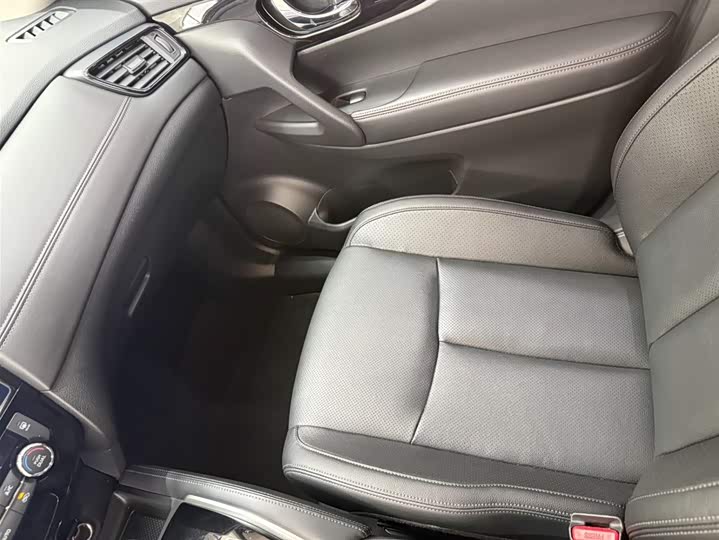 X-Trail 2022 2.0L 2WD фото 13