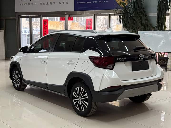 Yaris L 2022 X 1.5L CVT Luxury Plus фото 6