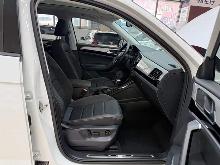 Tayron 2022 280TSI 2WD Luxury фото 21