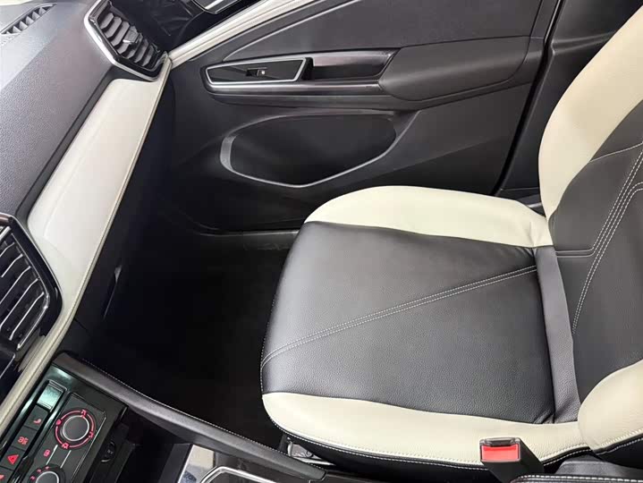 Jetta VS7 2023 280TSI автомат Progressive фото 13