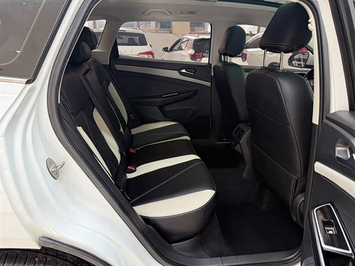 Jetta VS7 2023 280TSI автомат Progressive фото 22