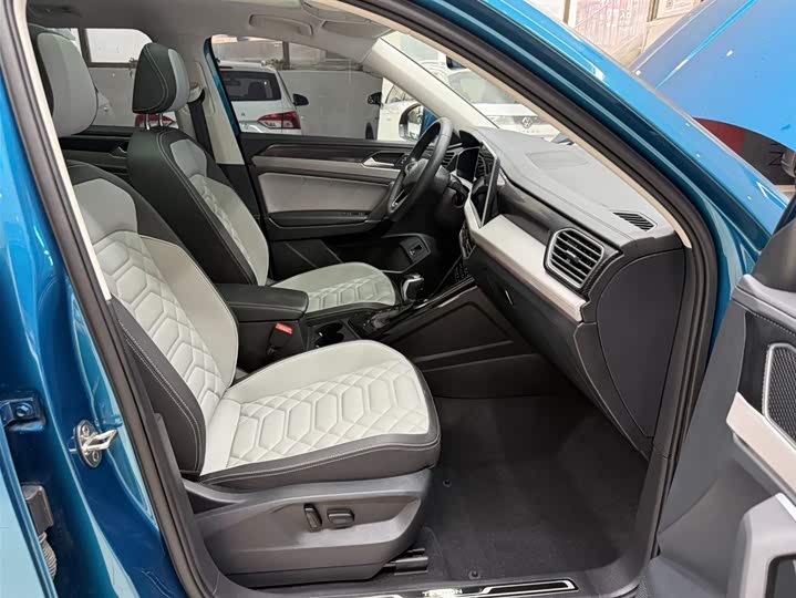Tayron 2023 280TSI 2WD Luxury Plus Advanced фото 19