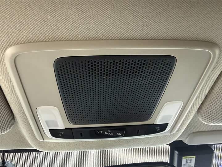 Vezel 2023 1.5L CVT фото 14
