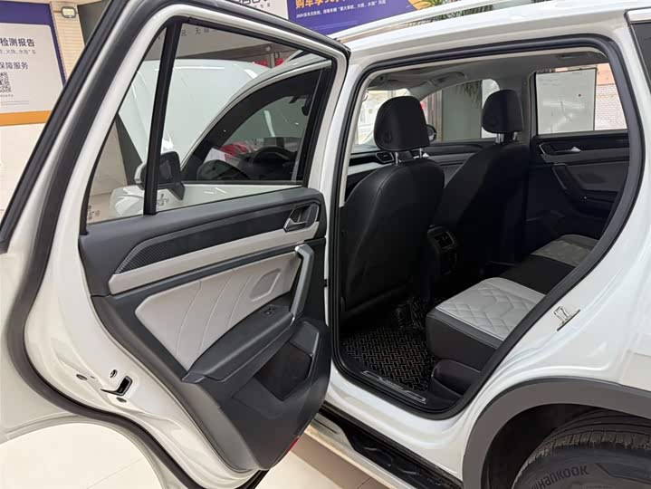 Tayron 2023 280TSI 2WD Luxury Plus Advanced фото 17