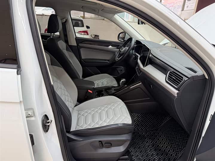 Tayron 2023 280TSI 2WD Luxury Plus Advanced фото 21