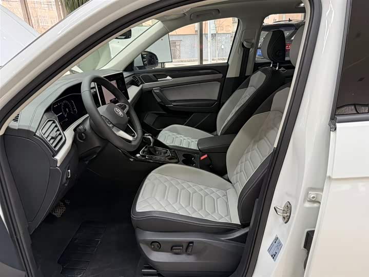 Tayron 2023 280TSI 2WD Luxury Plus Advanced фото 16