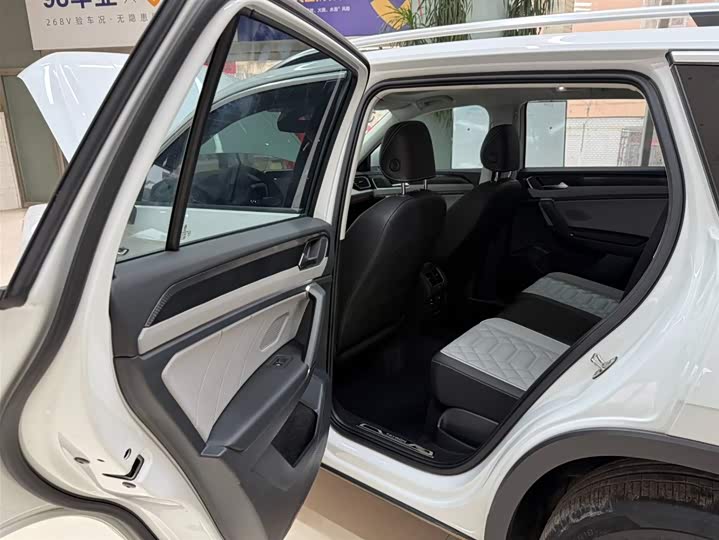 Tayron 2023 280TSI 2WD Luxury Plus Advanced фото 17