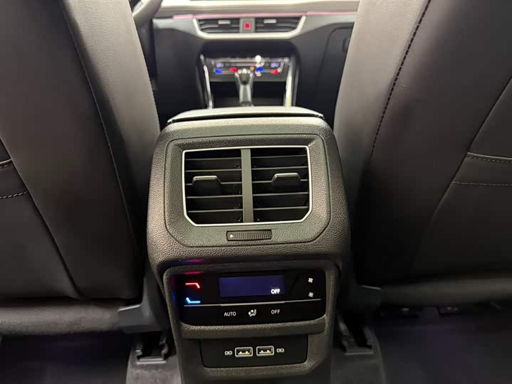 Tayron 2023 280TSI 2WD Luxury Plus Advanced фото 19