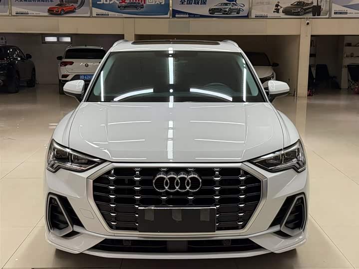 Audi Q3 2023 35 TFSI Fashion Dynamic (1.4T) фото 2