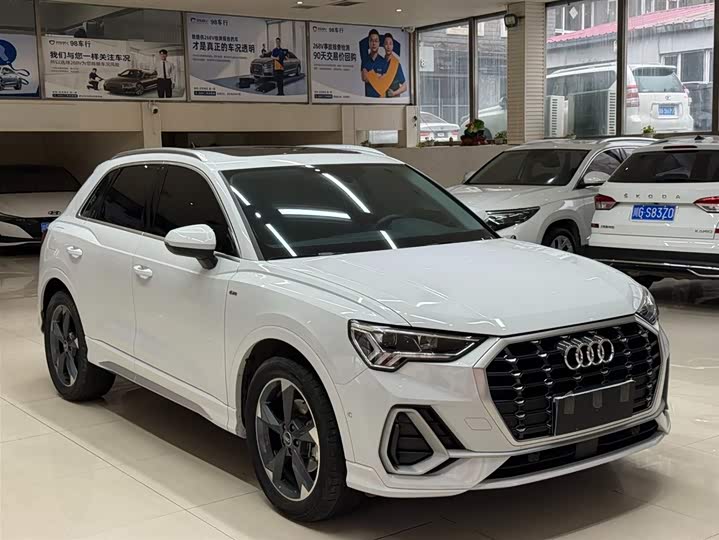 Audi Q3 2023 35 TFSI Fashion Dynamic (1.4T) фото 3