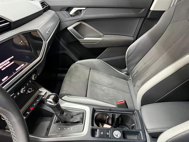 Audi Q3 2023 35 TFSI Fashion Dynamic (1.4T) фото 13