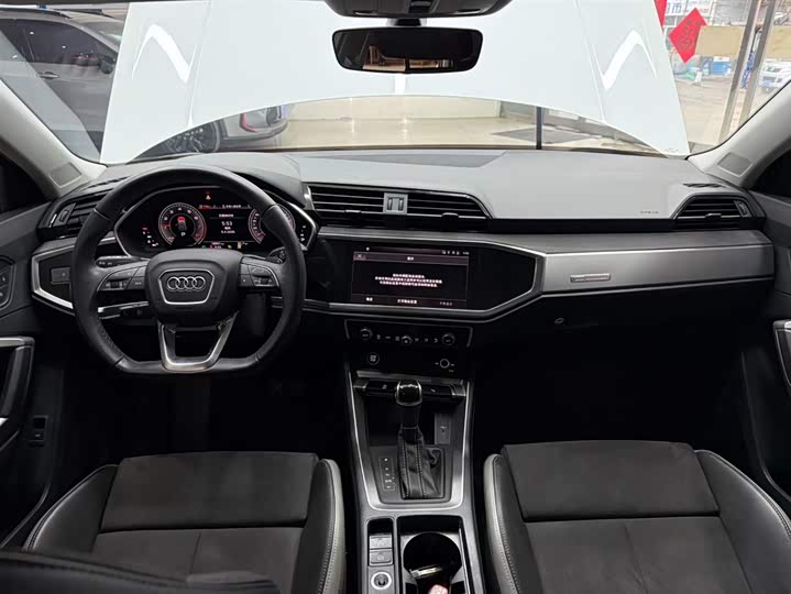 Audi Q3 2023 35 TFSI Fashion Dynamic (1.4T) фото 20