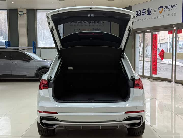 Audi Q3 2023 35 TFSI Fashion Dynamic (1.4T) фото 23