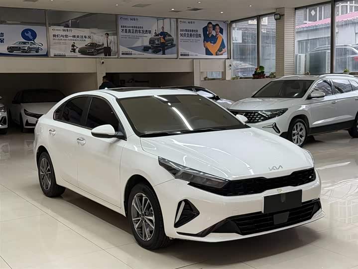 Kia K3 2023 1.4T DCT Luxury фото 3