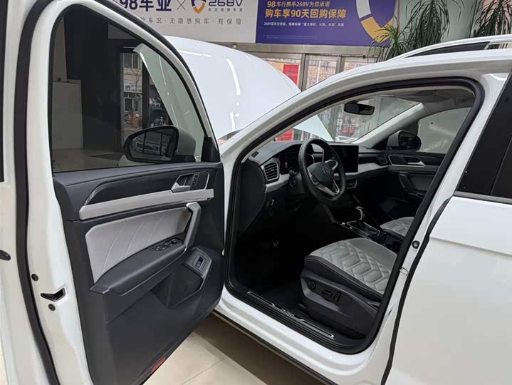 Tayron 2023 280TSI 2WD Luxury Plus Advanced фото 8
