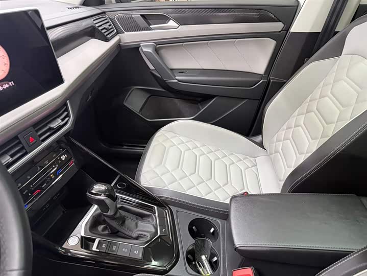 Tayron 2023 280TSI 2WD Luxury Plus Advanced фото 13