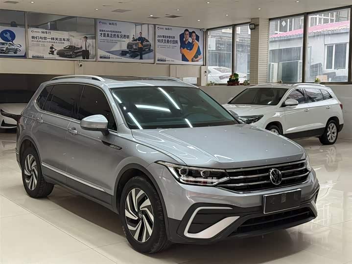 Tiguan L 2023 280TSI автомат 2WD Limited фото 3