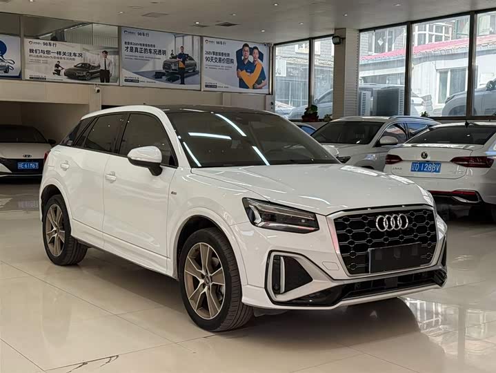 Audi Q2L 2022 35 TFSI Fashion Dynamic фото 3