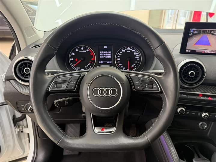Audi Q2L 2022 35 TFSI Fashion Dynamic фото 11
