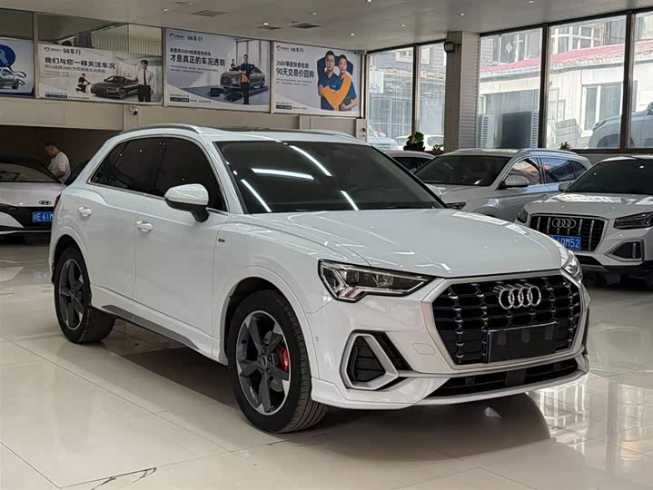 Audi Q3 2023 35 TFSI Fashion Dynamic (1.4T) фото 3