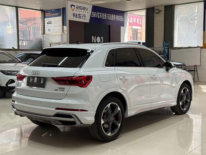Audi Q3 2023 35 TFSI Fashion Dynamic (1.4T) фото 4