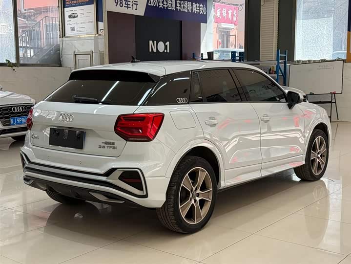 Audi Q2L 2022 35 TFSI Fashion Dynamic фото 4