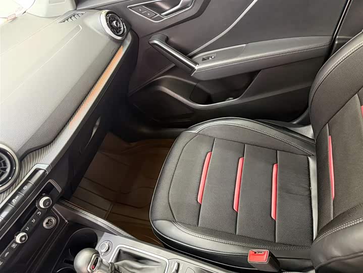 Audi Q2L 2022 35 TFSI Fashion Dynamic фото 11