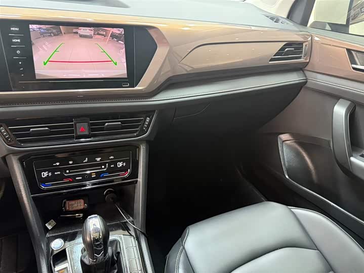 Tharu 2022 280TSI 2WD Comfort фото 12