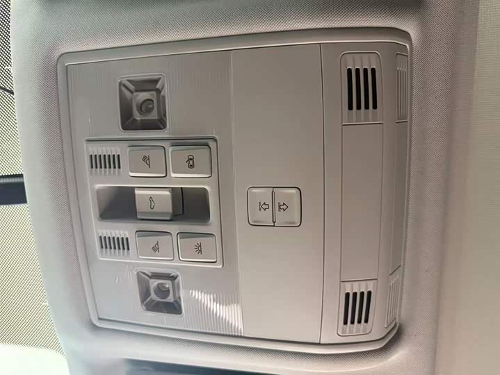 Tharu 2022 280TSI 2WD Comfort фото 14
