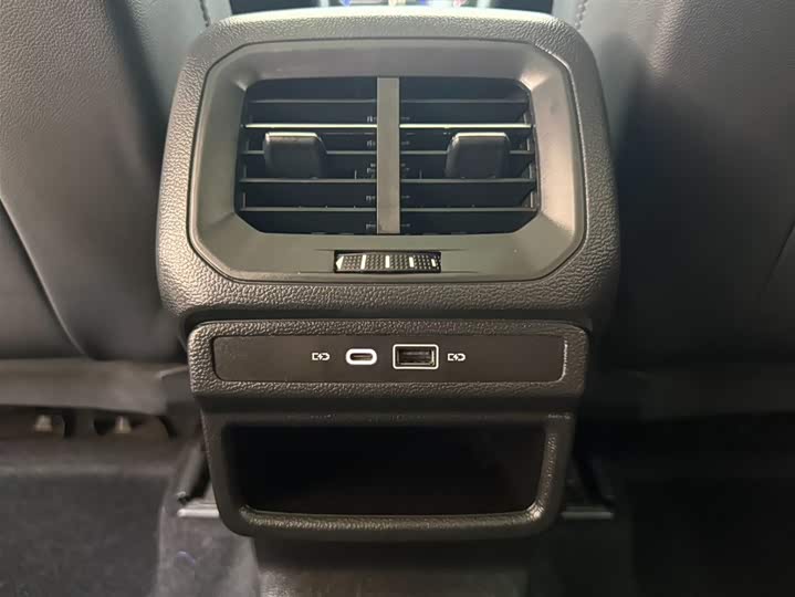 Tharu 2022 280TSI 2WD Comfort фото 19