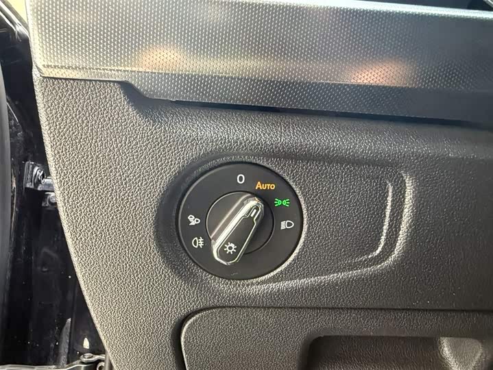 Passat 2022 280TSI фото 9