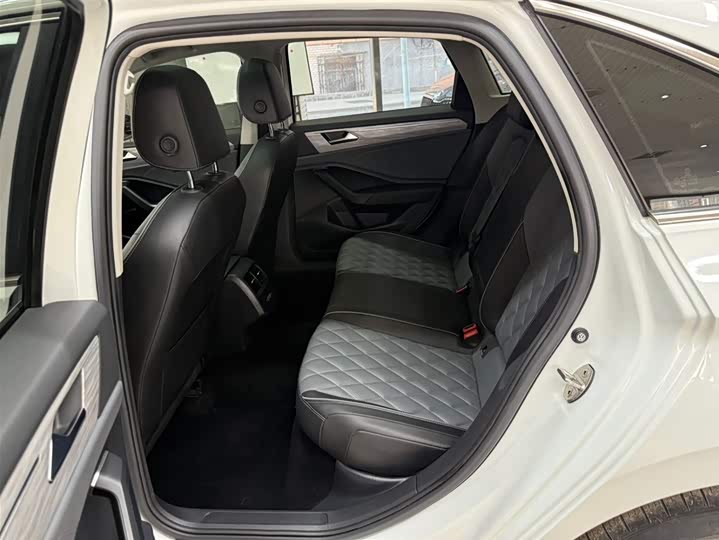 Sagitar 2023 280TSI DSG Beyond фото 14
