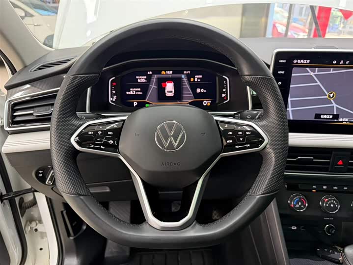 Tiguan L 2023 280TSI автомат 2WD Limited фото 10