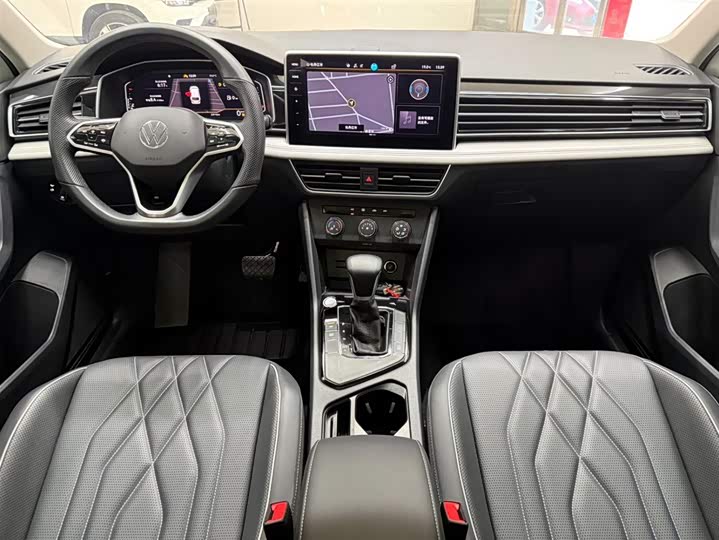 Tiguan L 2023 280TSI автомат 2WD Limited фото 21
