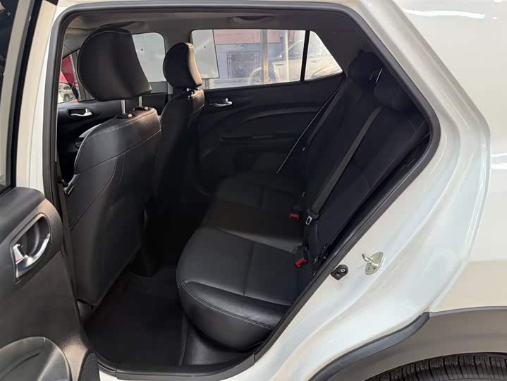 Kia KX1 2021 1.4L CVT фото 10