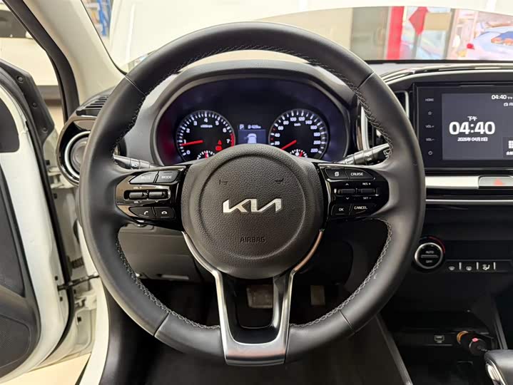 Kia KX1 2021 1.4L CVT фото 14