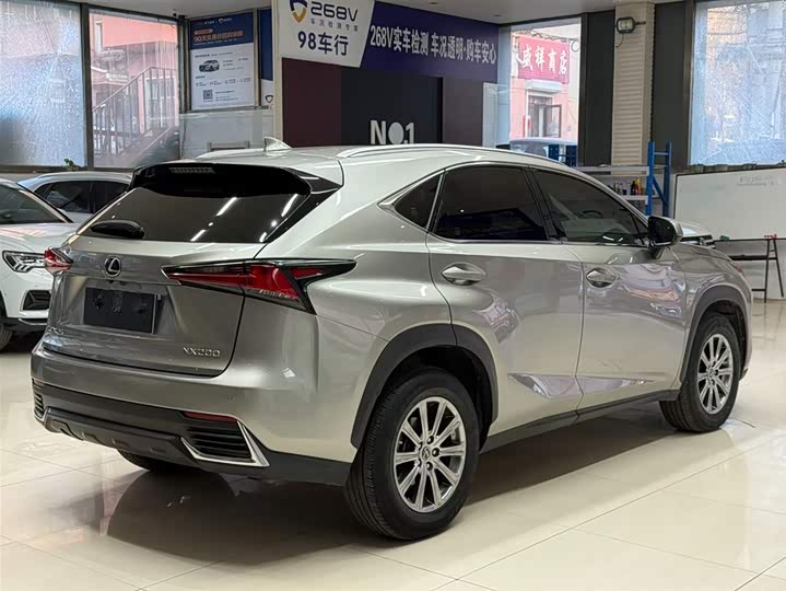 Lexus NX 2020 200 VI фото 4
