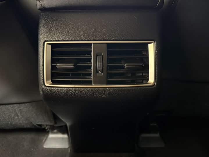 Lexus NX 2020 200 VI фото 18