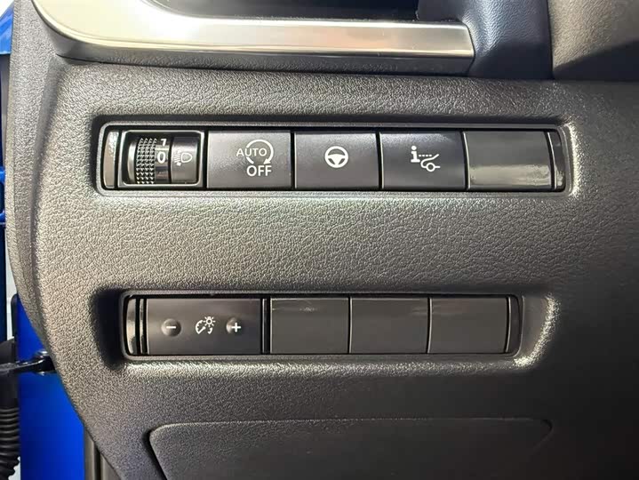 Qashqai 2023 1.3T CVT Flagship фото 9