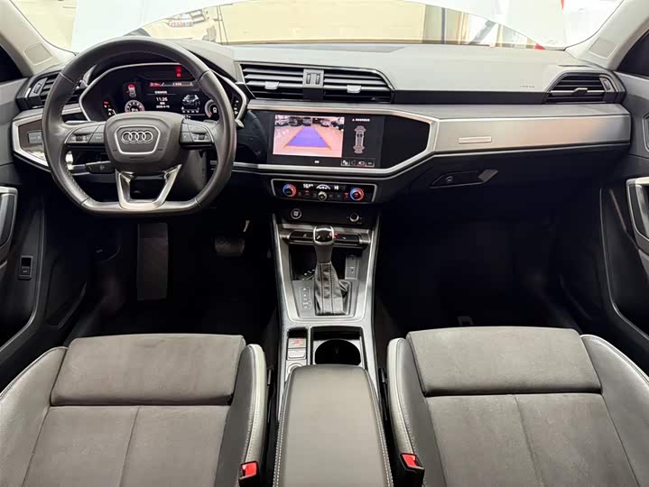 Audi Q3 2023 35 TFSI Fashion Dynamic (1.4T) фото 20