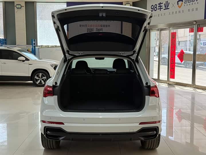 Audi Q3 2023 35 TFSI Fashion Dynamic (1.4T) фото 23