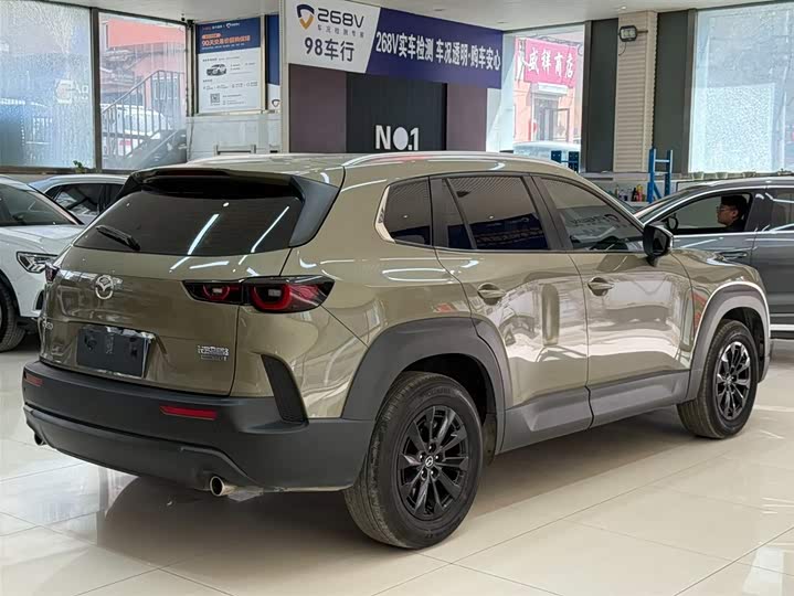 Mazda CX-50 2023 2.0L фото 4