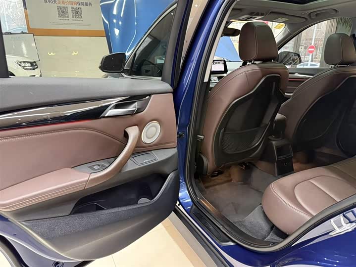 BMW X1 2021 sDrive20Li фото 17