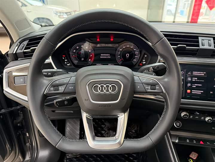 Audi Q3 2023 35 TFSI Fashion Dynamic (1.4T) фото 11
